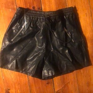 Faux leather short